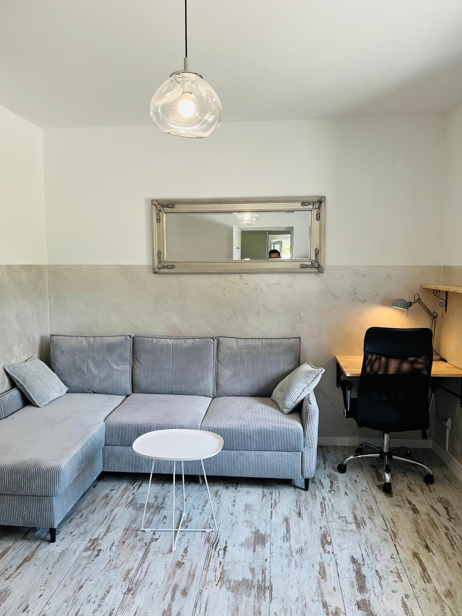 Апартаменты Apartament Ogrodowy Miechow Экстерьер фото